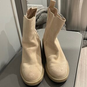 Dolce Vita Boots size 6